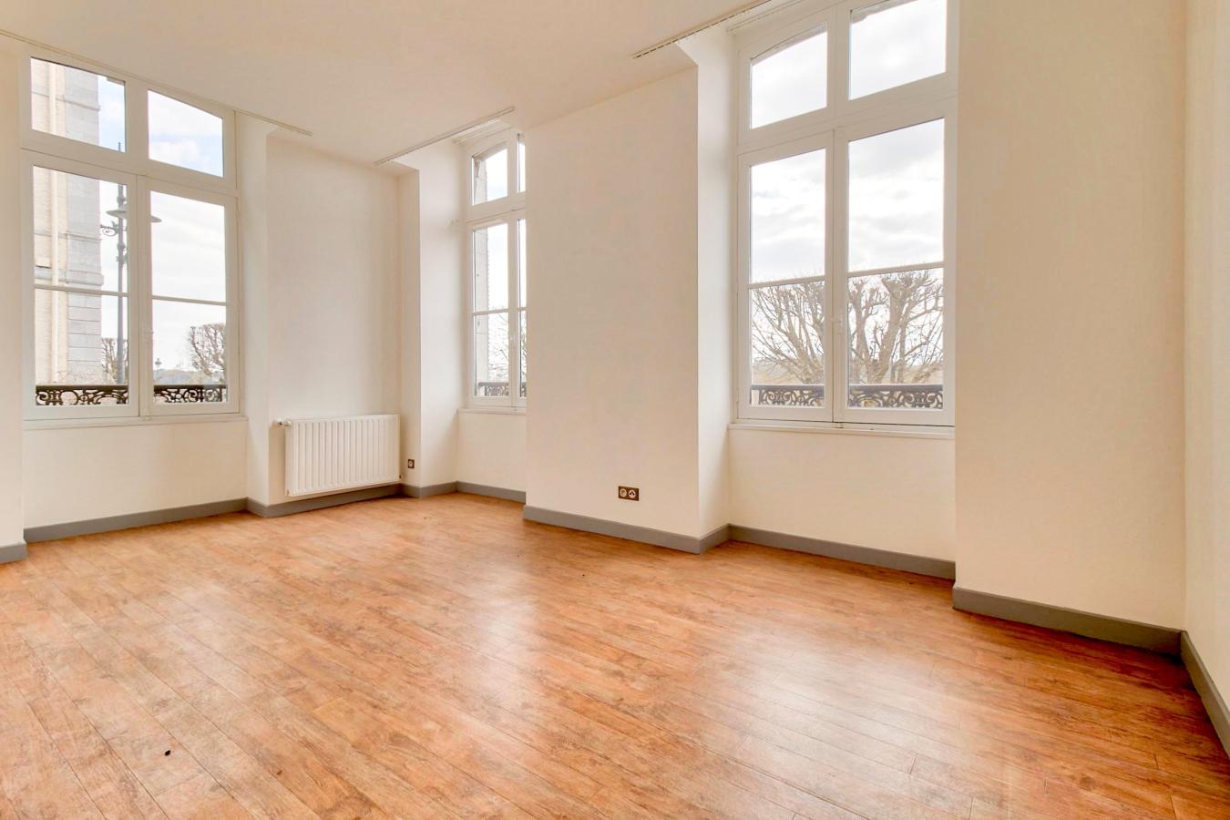 
																																							5 pièces - 
																																						5ème étage - 133m² - 1 805,48 € - Photo #1
