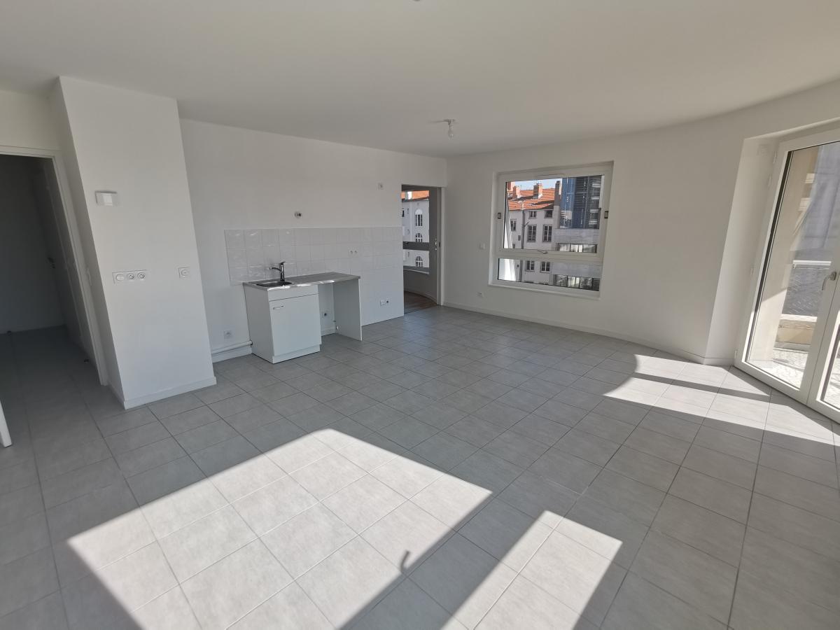 
																																							2 pièces - 
																																						6ème étage - 52m² - 986,92 € - Photo #1