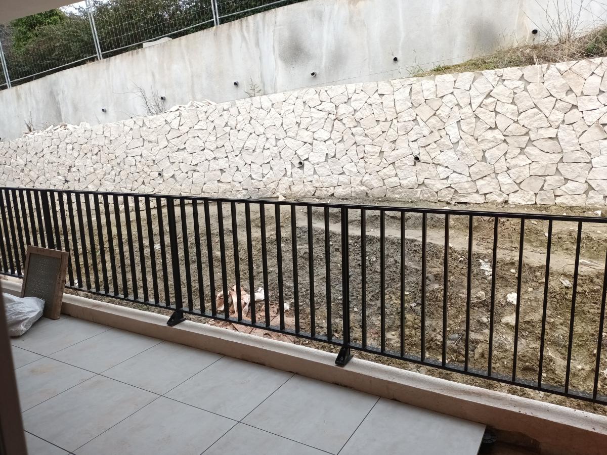 
																			4 pièces - 
																		RDC - 77m² - 1 226,84 € - Photo #4