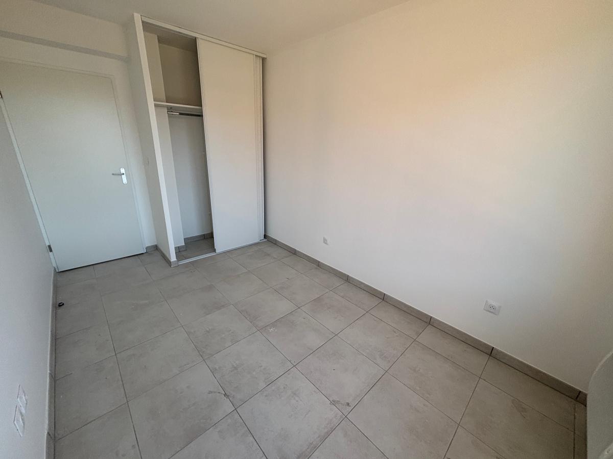 3 pièces - 1er étage - 64m² - 769,18 € - Photo #4