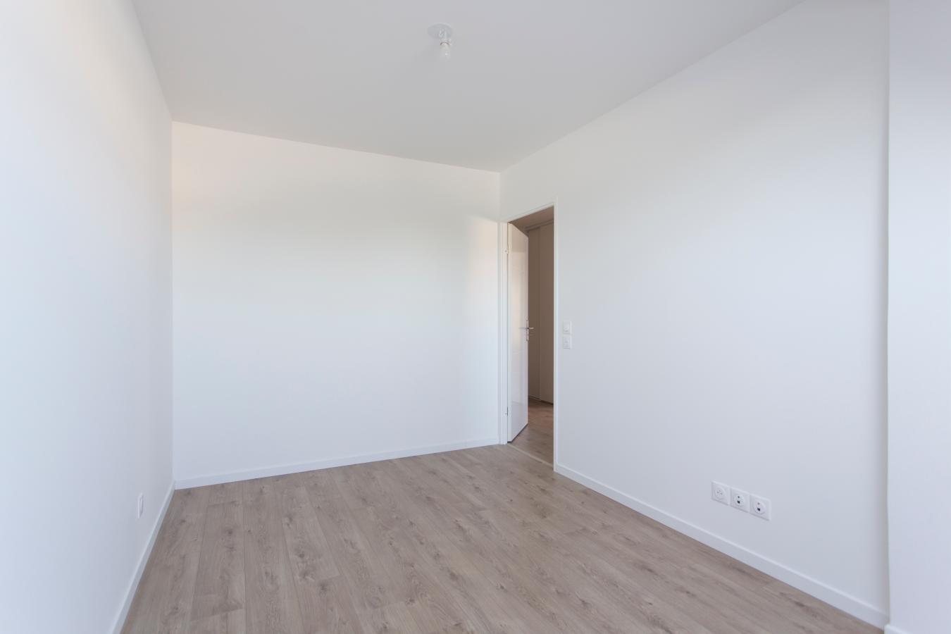 3 pièces - 1er étage - 70m² - 1 150,30 € - Photo #2