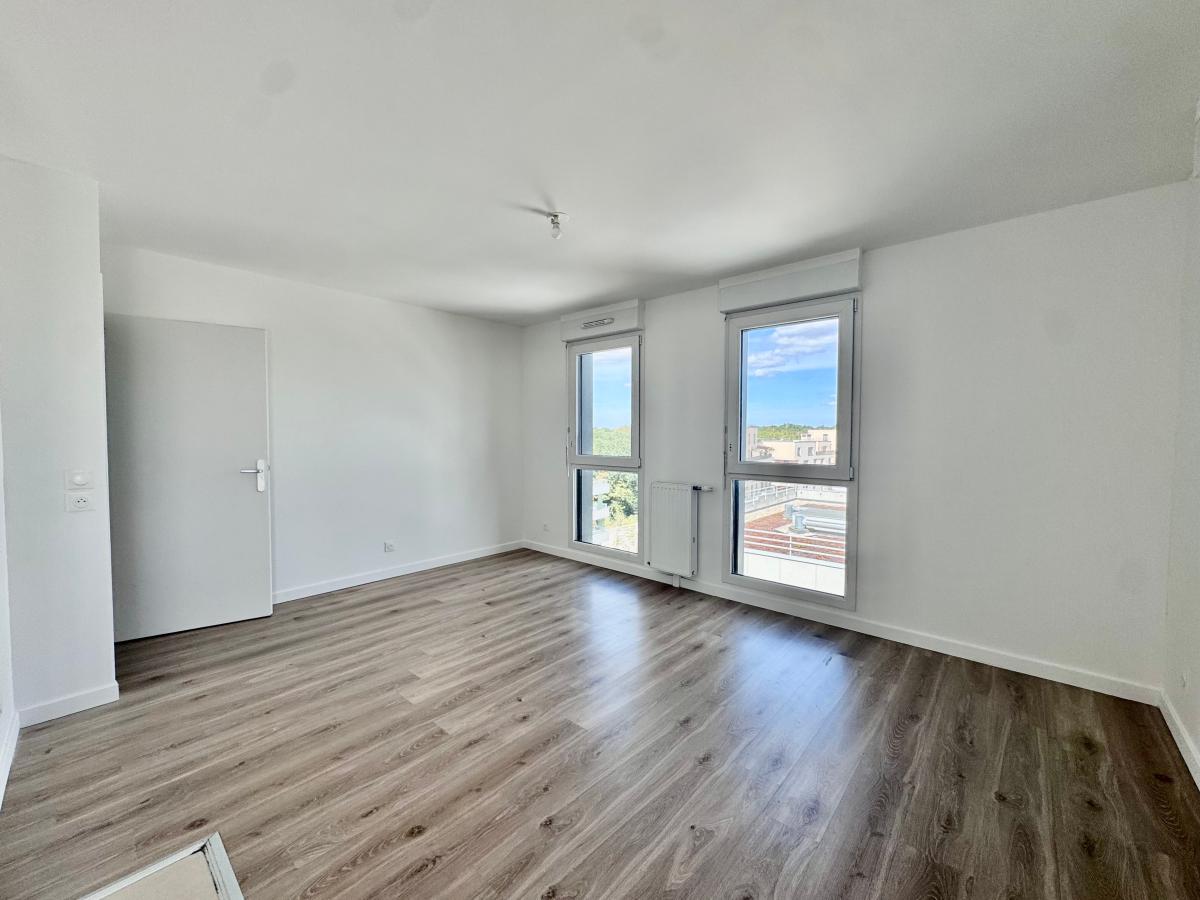 
																																							2 pièces - 
																																						4ème étage - 47m² - 1 134,59 € - Photo #2