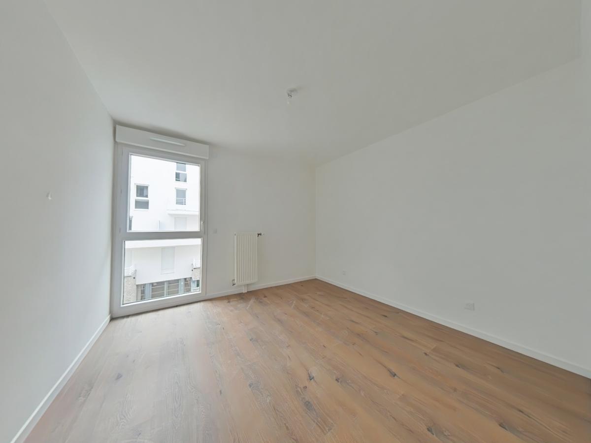 
																																							3 pièces - 
																																						5ème étage - 65m² - 1 142,87 € - Photo #5