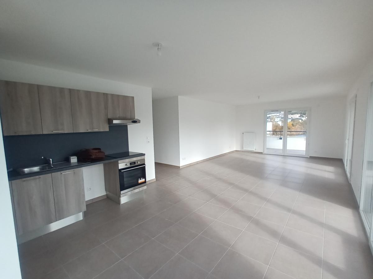 
																																							5 pièces - 
																																						6ème étage - 118m² - 1 809,64 € - Photo #2