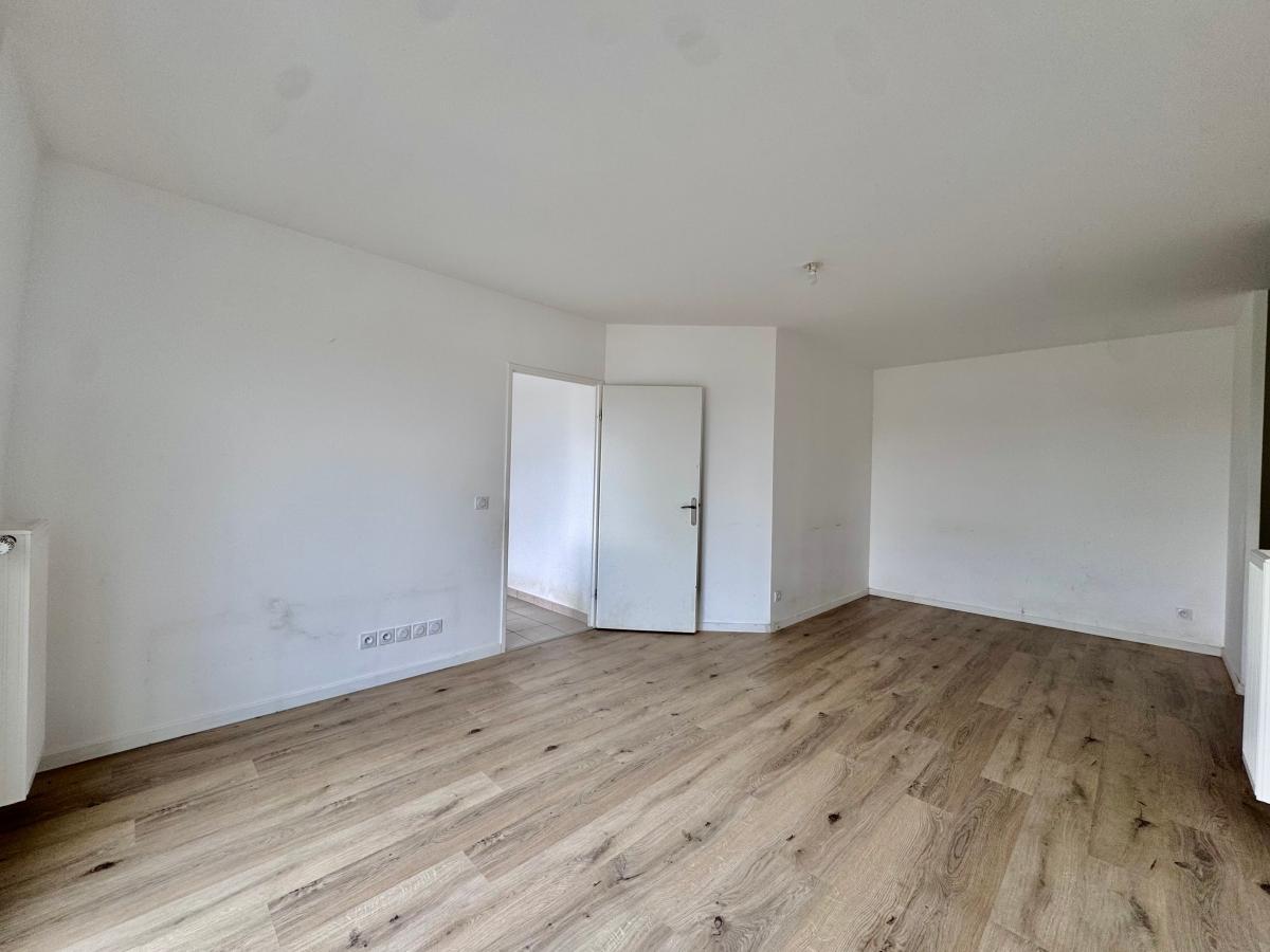 3 pièces - 3ème étage - 64m² - 1 254,44 € - Photo #1