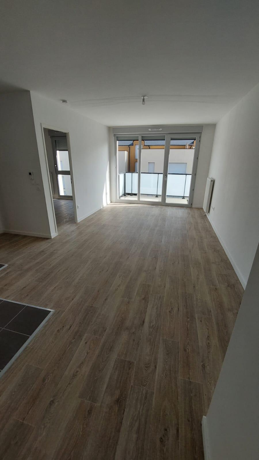 3 pièces -
1er étage - 69m² - 579,18 € - Photo #1