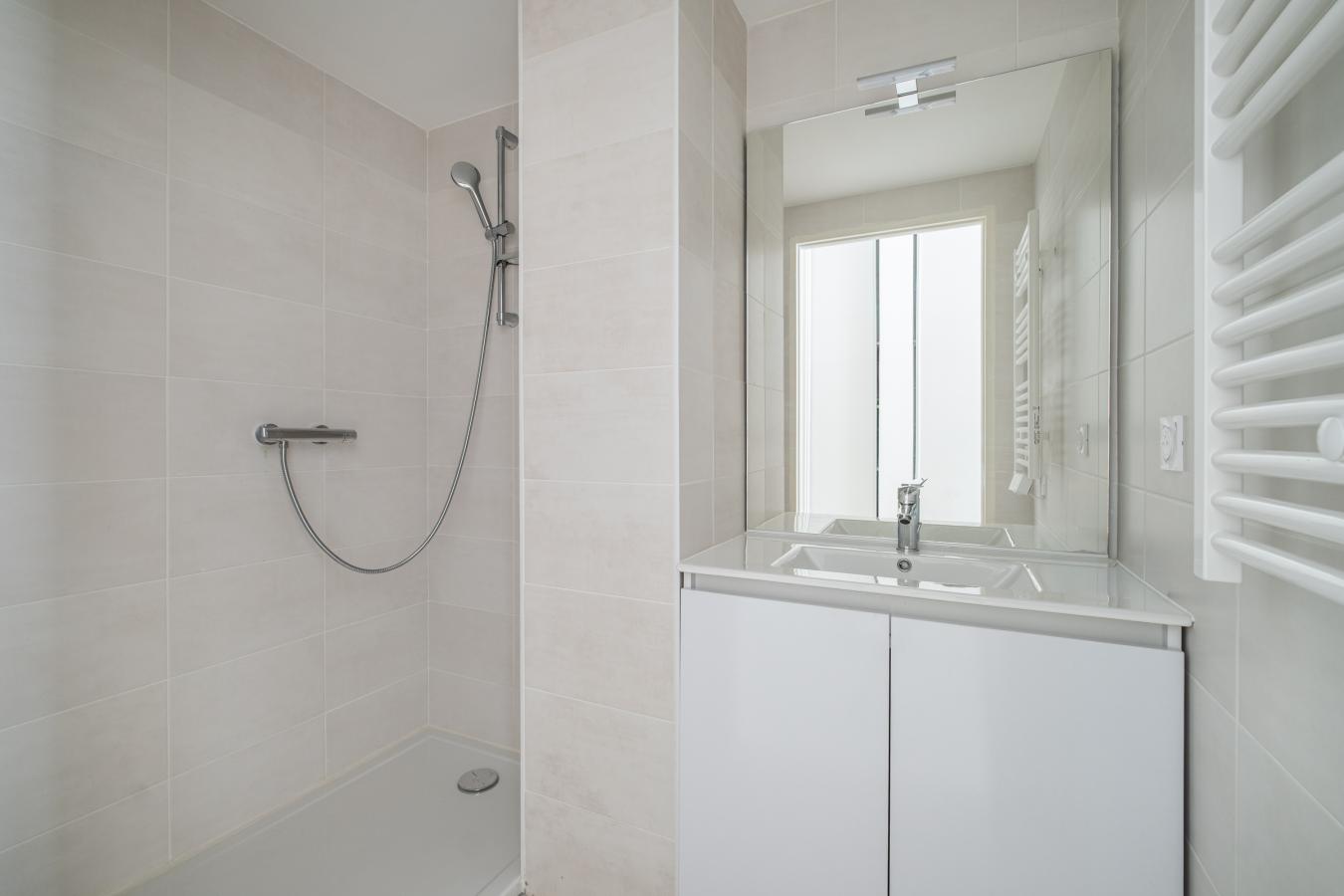 4 pièces - 3ème étage - 101m² - 2 445,17 € - Photo #5