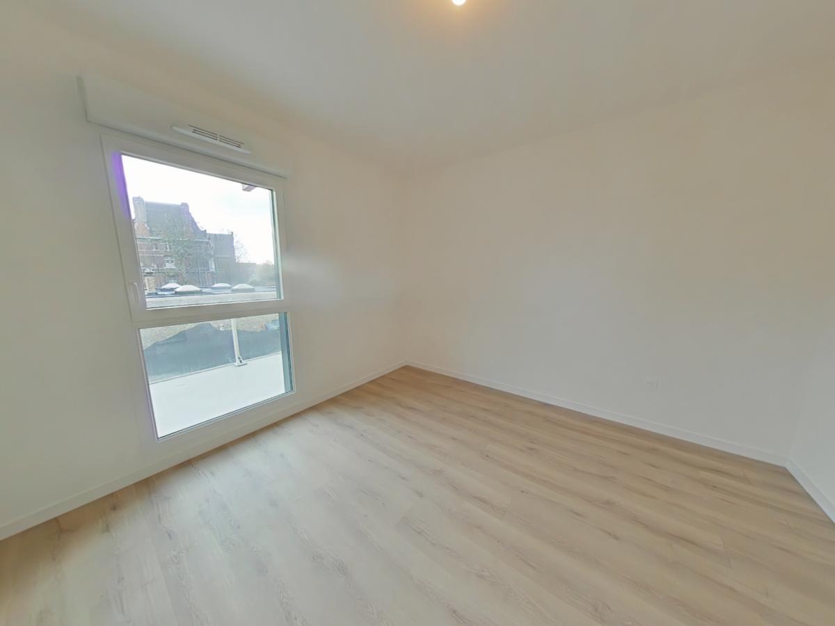 
																			3 pièces - 
																		1er étage - 63m² - 824,21 € - Photo #2