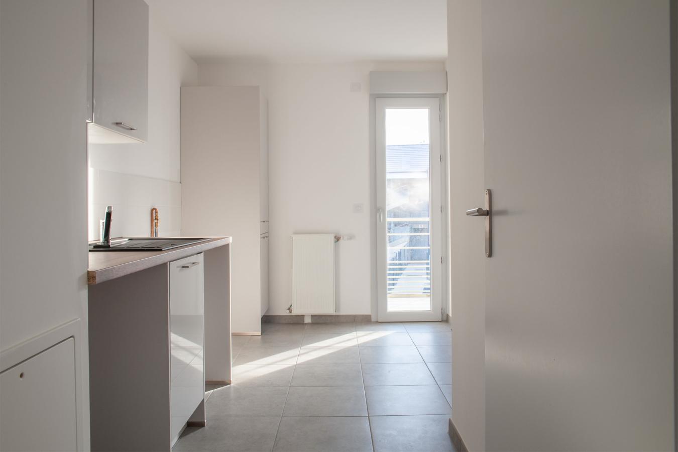 
																																							4 pièces - 
																																						1er étage - 81m² - 932,76 € - Photo #4