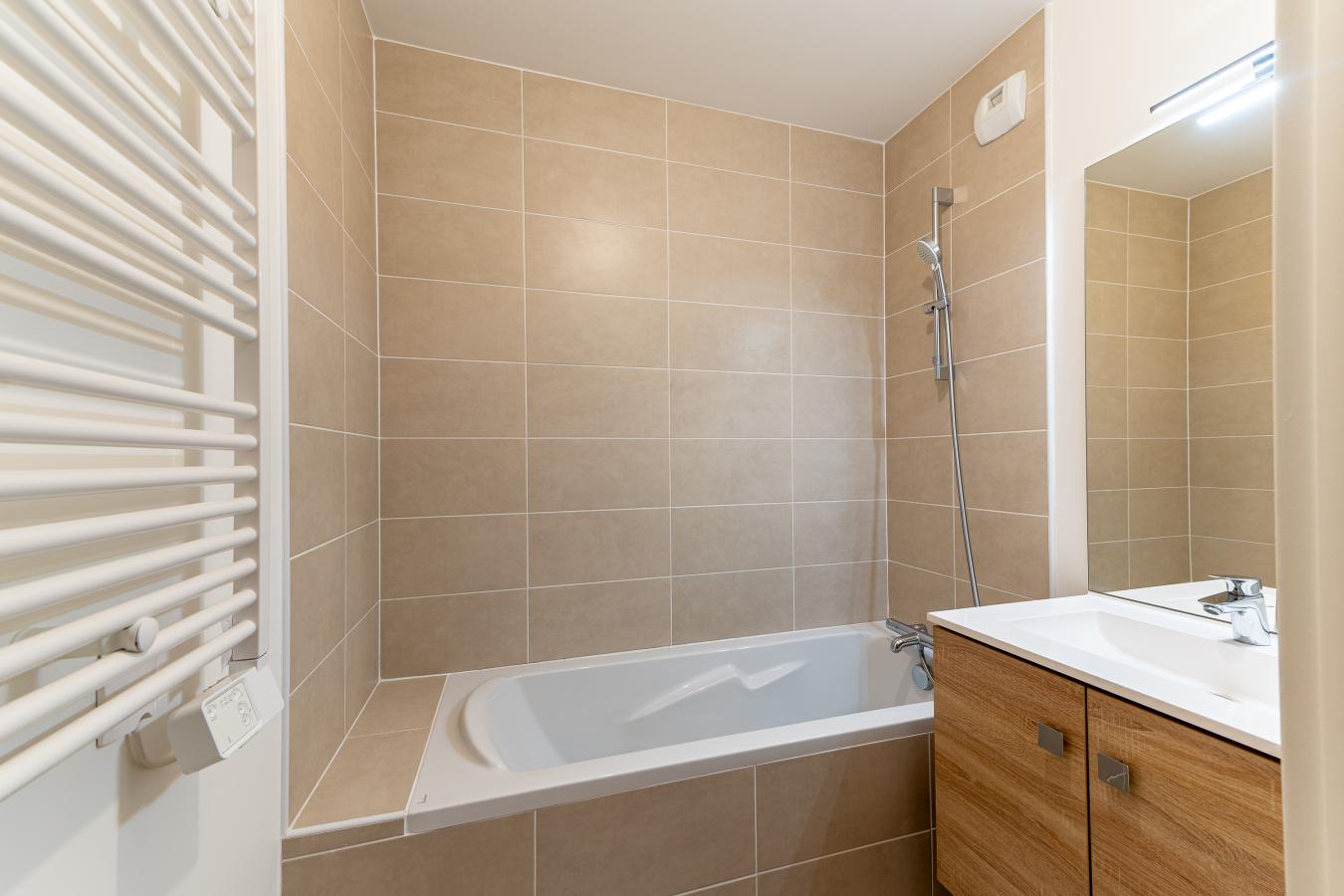 
																																							5 pièces - 
																																						8ème étage - 110m² - 1 894,31 € - Photo #5