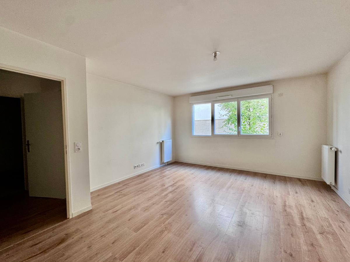 2 pièces - RDC - 45m² - 877,15 € - Photo #1