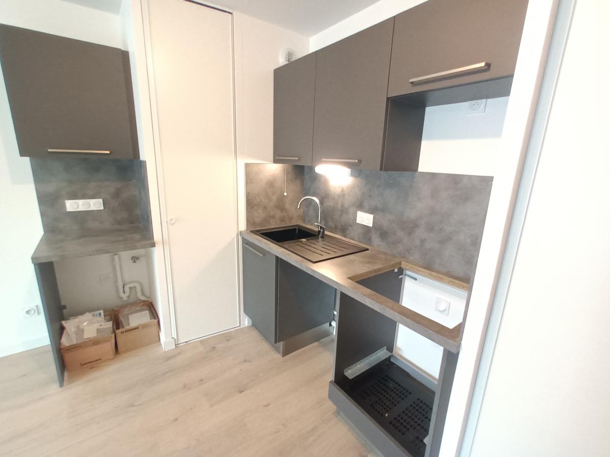 
																			2 pièces - 
																		2ème étage - 41m² - 641,70 € - Photo #3