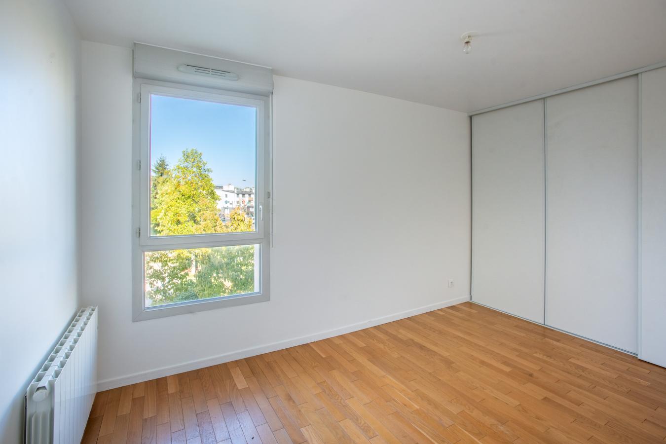 4 pièces - 2ème étage - 72m² - 1 407,53 € - Photo #4