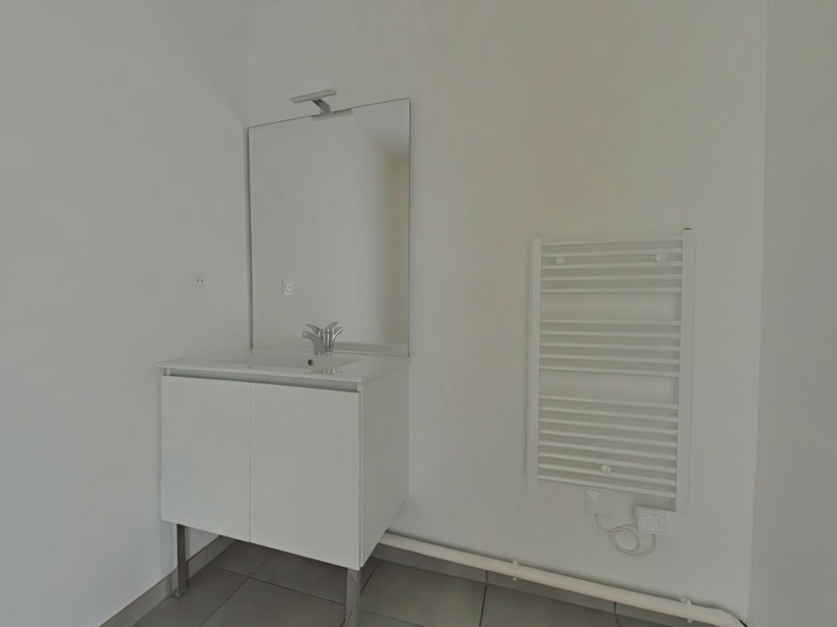 2 pièces - 5ème étage - 46m² - 725,06 € - Photo #5