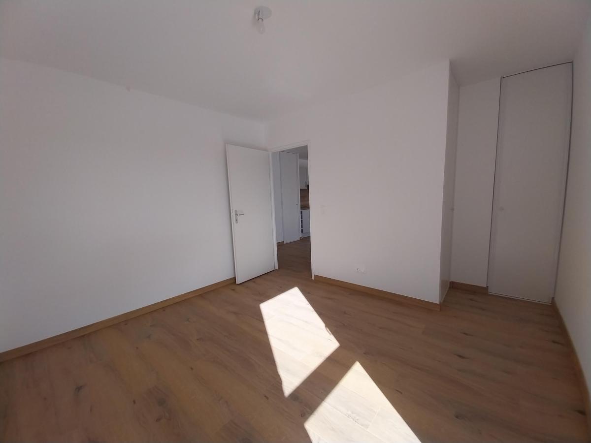 
																																							2 pièces - 
																																						RDC - 45m² - 591,70 € - Photo #5
