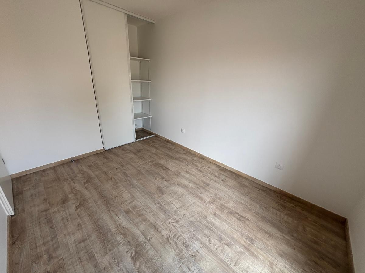 3 pièces - 1er étage - 63m² - 752,60 € - Photo #6