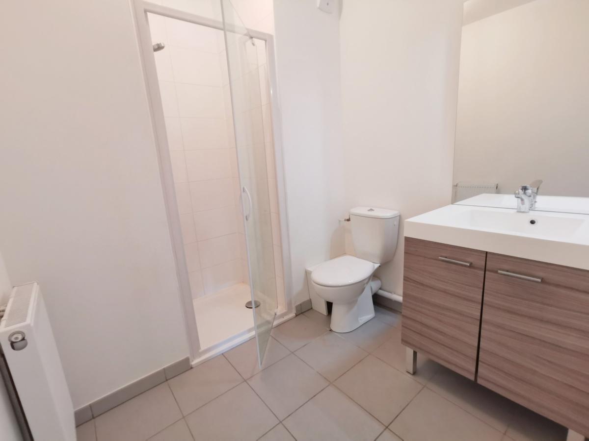 
																			3 pièces - 
																		2ème étage - 63m² - 720,60 € - Photo #1