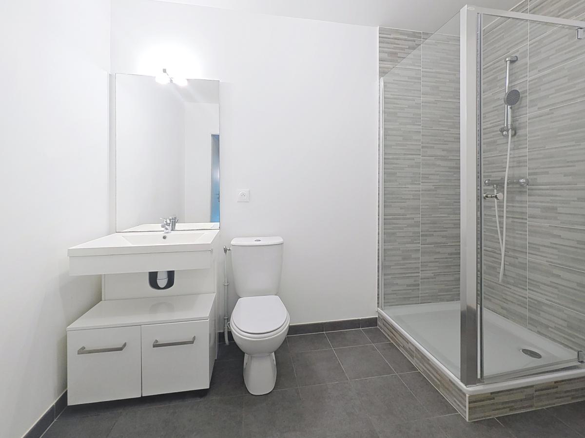 2 pièces - RDC - 45m² - 879,52 € - Photo #3