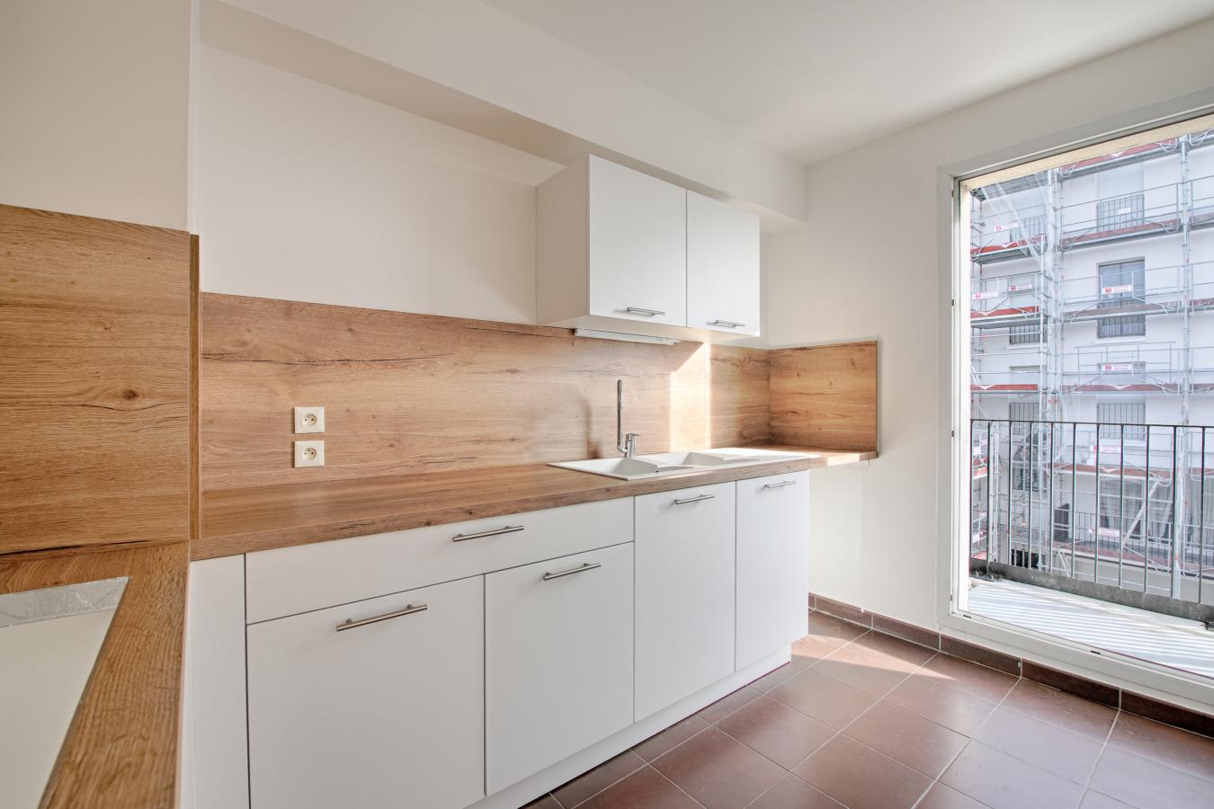 
																																							3 pièces - 
																																						3ème étage - 68m² - 1 560,84 € - Photo #1