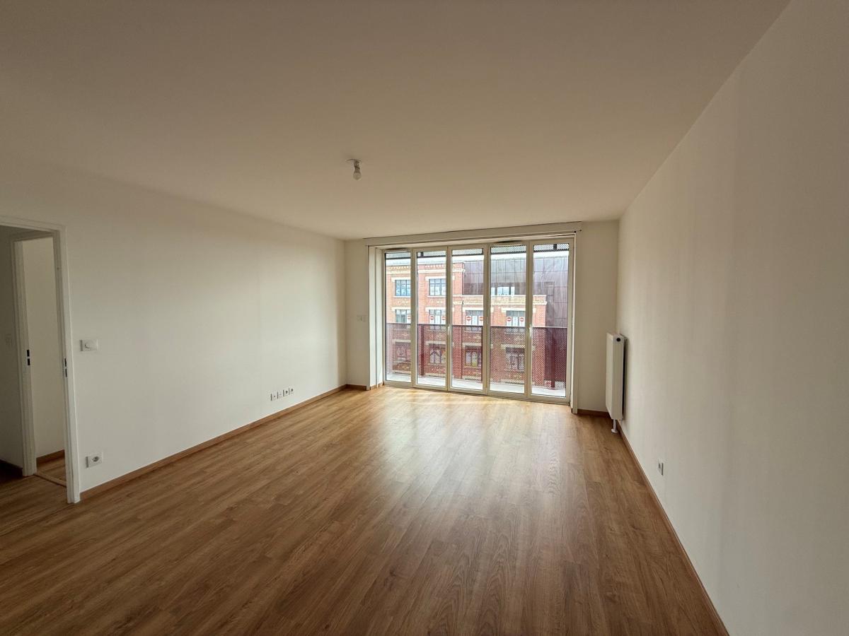 3 pièces - 5ème étage - 66m² - 880,17 € - Photo #1