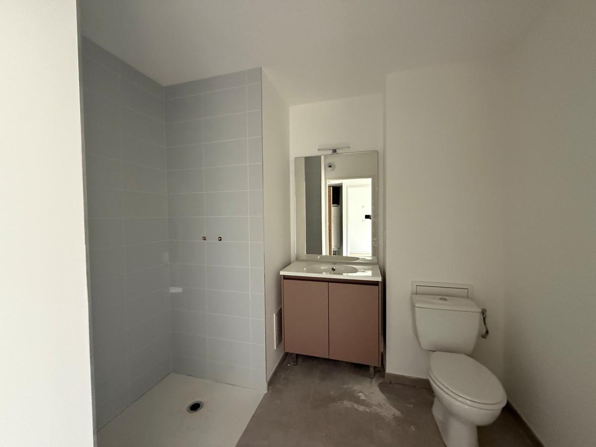 2 pièces - RDC - 41m² - 642,39 € - Photo #4