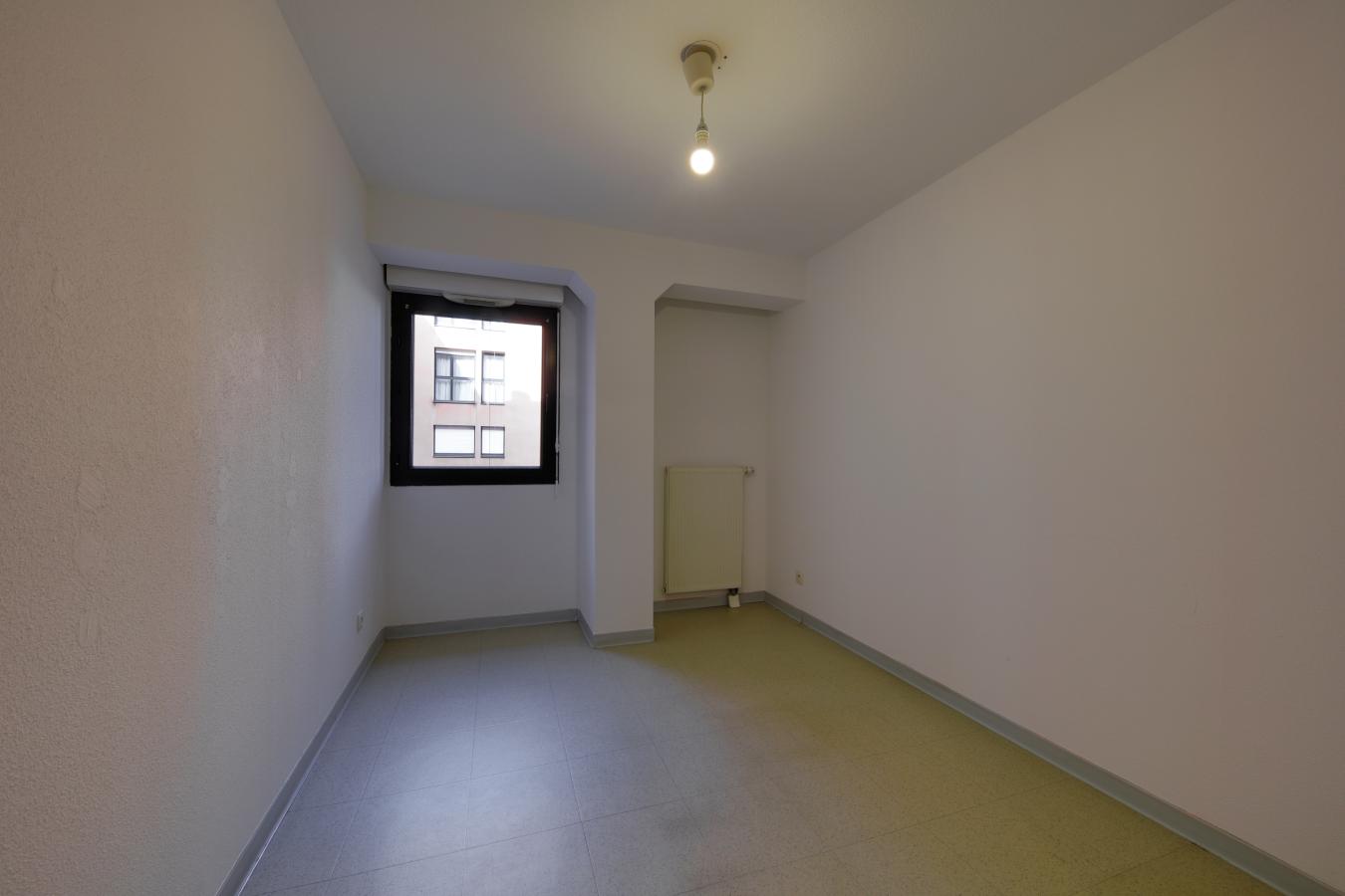 4 pièces - RDC - 92m² - 1 181,36 € - Photo #4