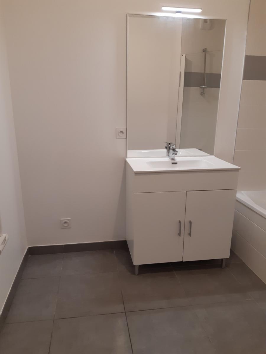
																																							2 pièces - 
																																						2ème étage - 48m² - 637,64 € - Photo #4