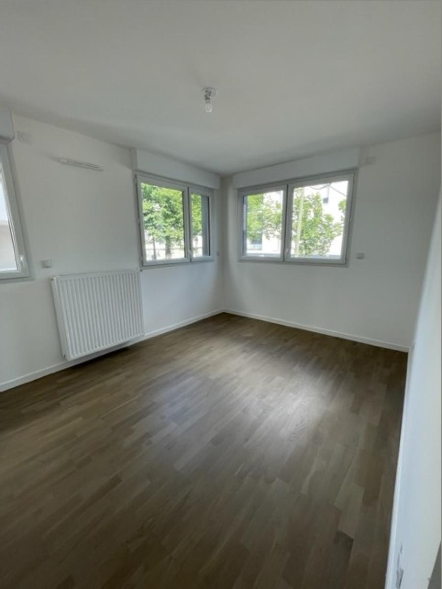 
																			3 pièces - 
																		1er étage - 58m² - 820,40 € - Photo #6