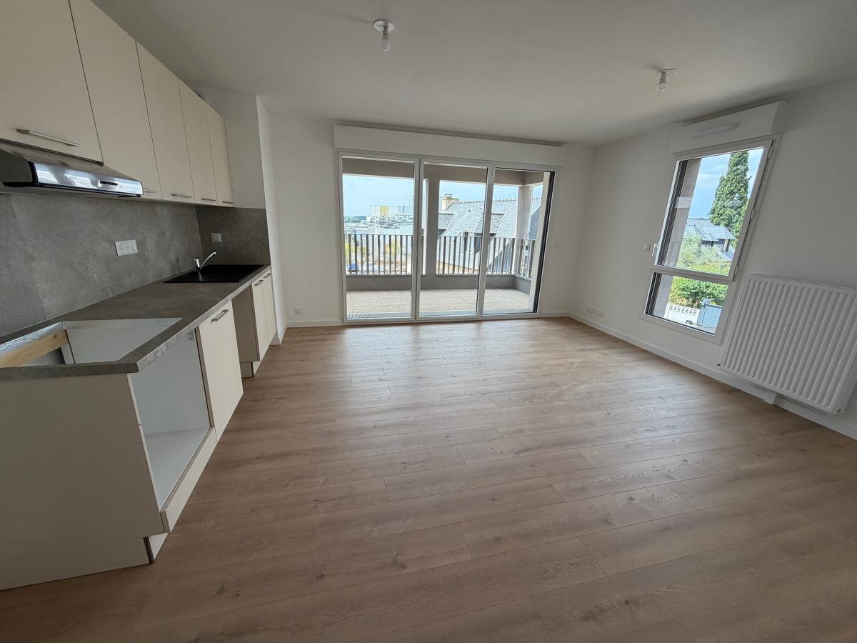 
																																							2 pièces - 
																																						1er étage - 45m² - 649,70 € - Photo #2