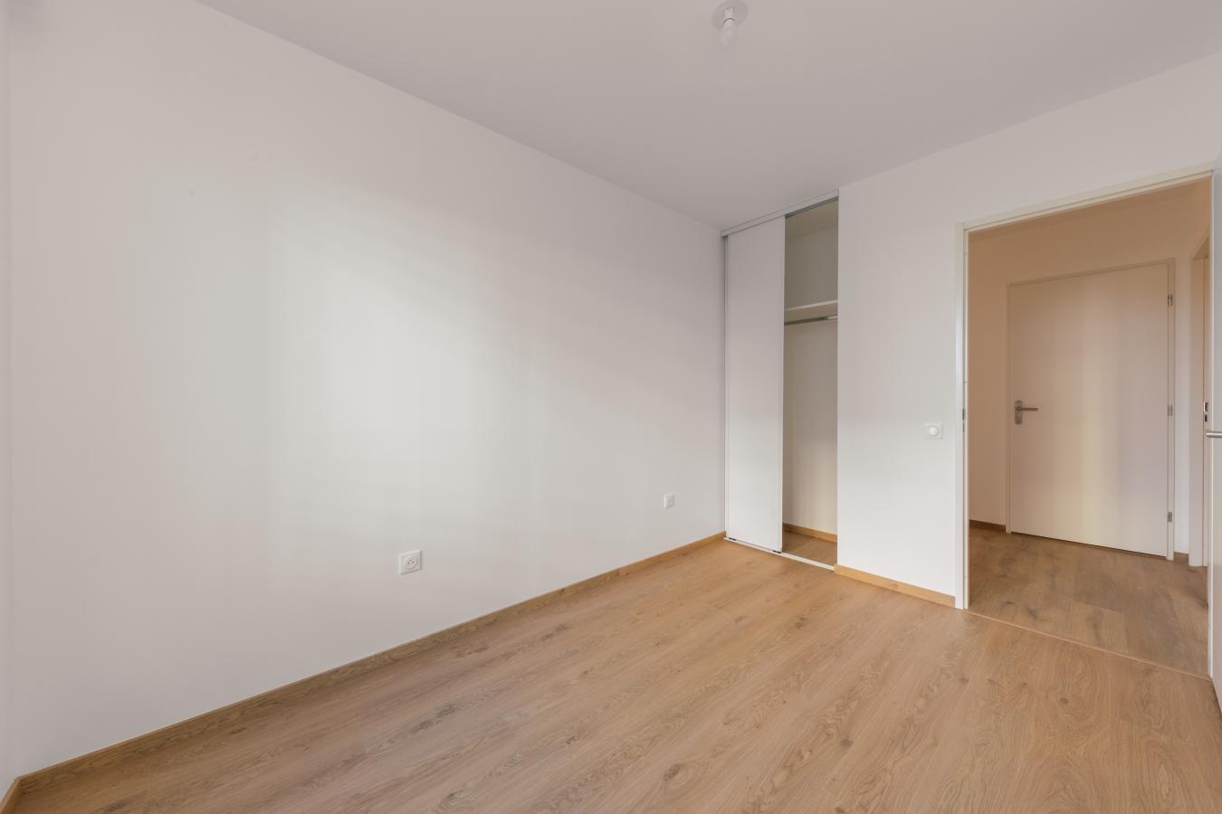 
																			3 pièces - 
																		3ème étage - 63m² - 820,00 € - Photo #5