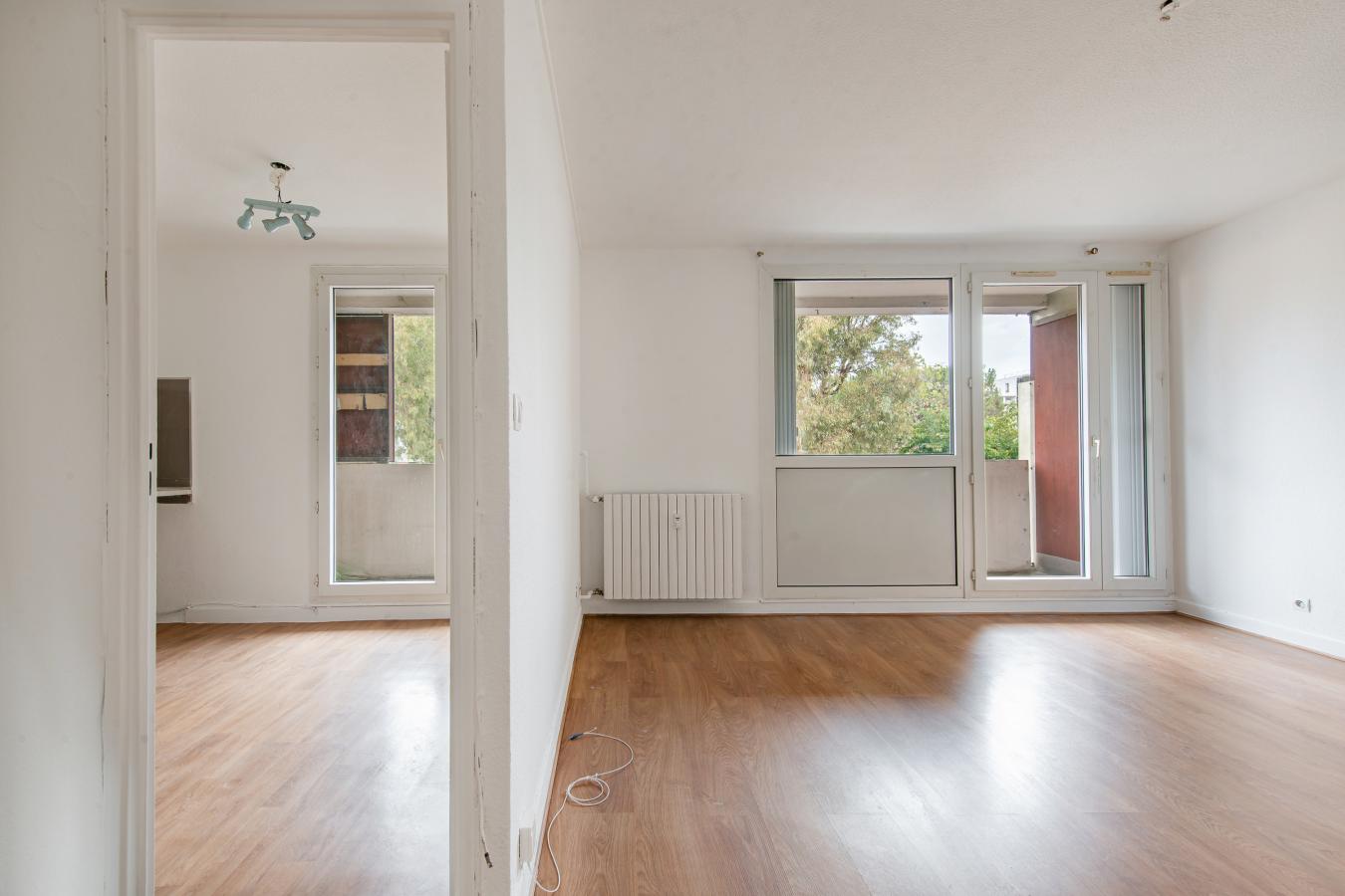 
																																							3 pièces - 
																																						1er étage - 58m² - 121 000 € - Photo #4