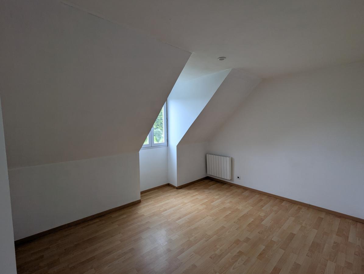 
																																							4 pièces - 
																																						RDC - 76m² - 145 000 € - Photo #3