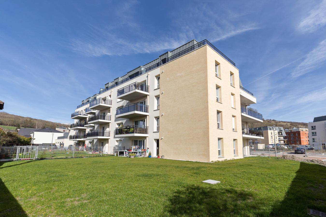 
																			2 pièces - 
																		4ème étage - 47m² - 601,06 € - Photo #0