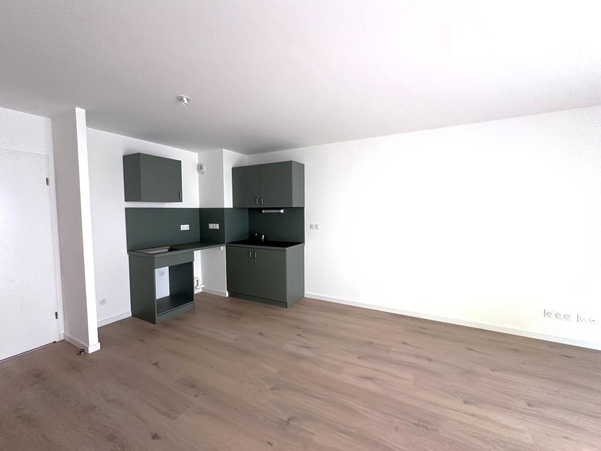 
																																							2 pièces - 
																																						1er étage - 48m² - 723,10 € - Photo #4