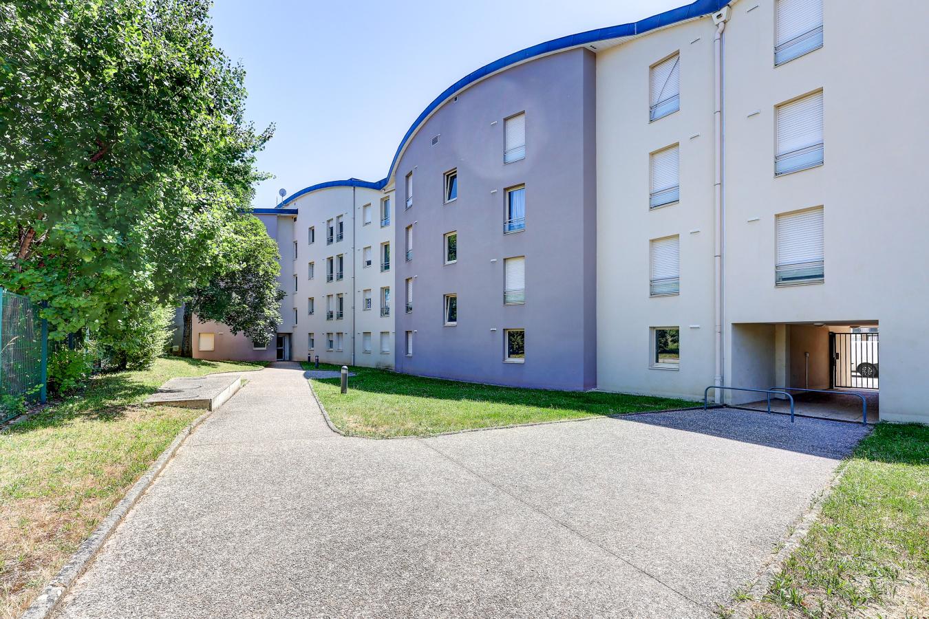 4 pièces - RDC - 76m² - 813,87 € - Photo #0