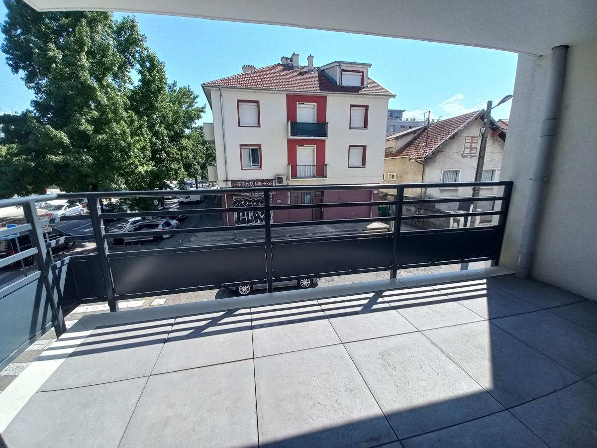 
																																							2 pièces - 
																																						1er étage - 52m² - 630,31 € - Photo #5