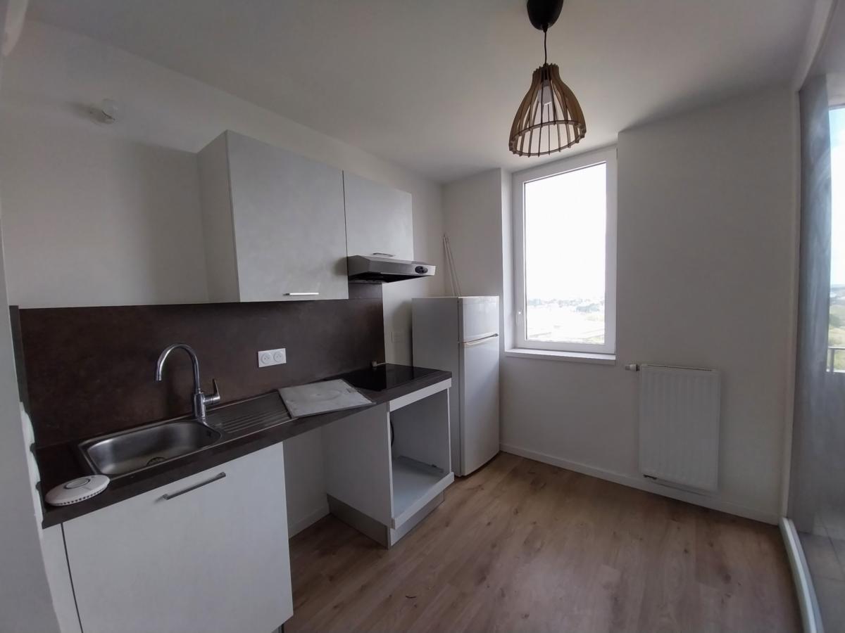 
																			2 pièces - 
																		14ème étage - 44m² - 773,14 € - Photo #3