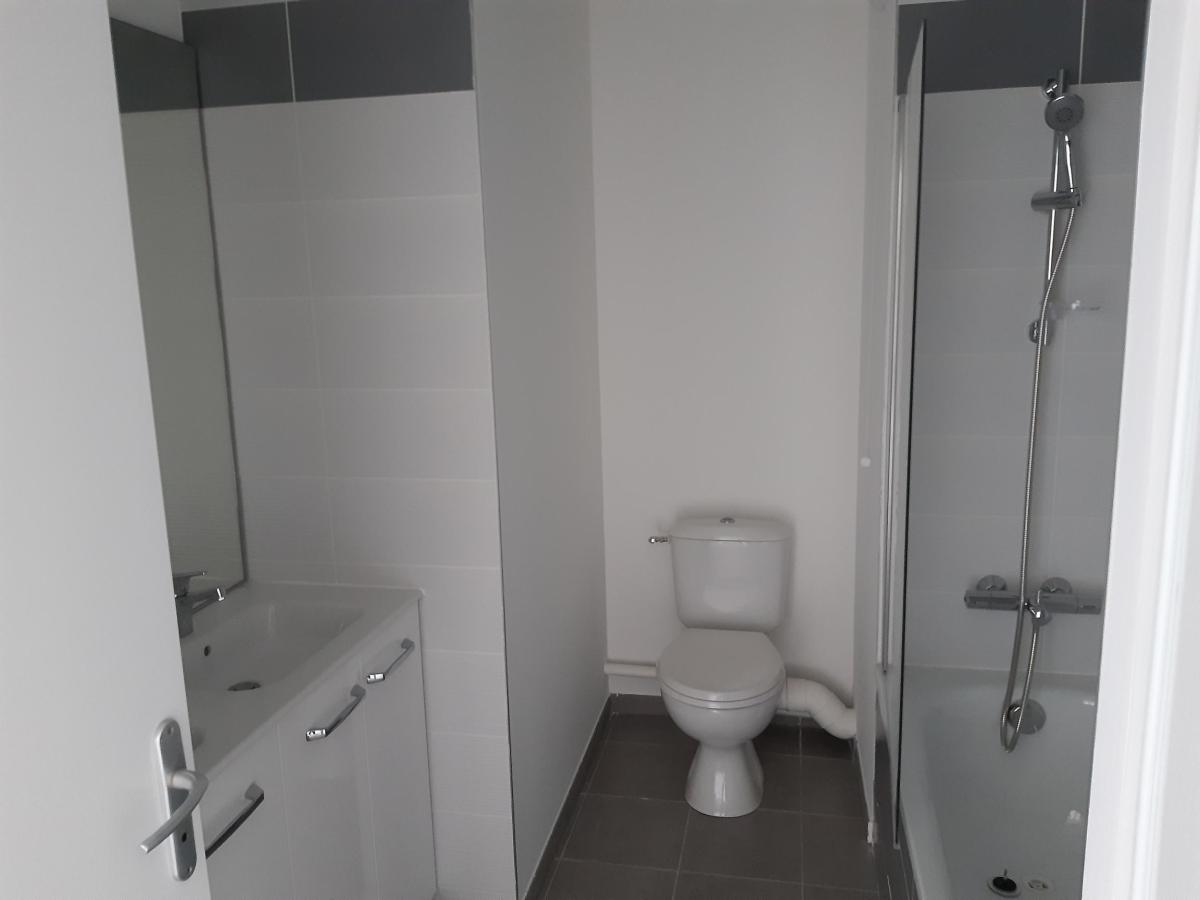 4 pièces - RDC - 76m² - 1 097,18 € - Photo #3