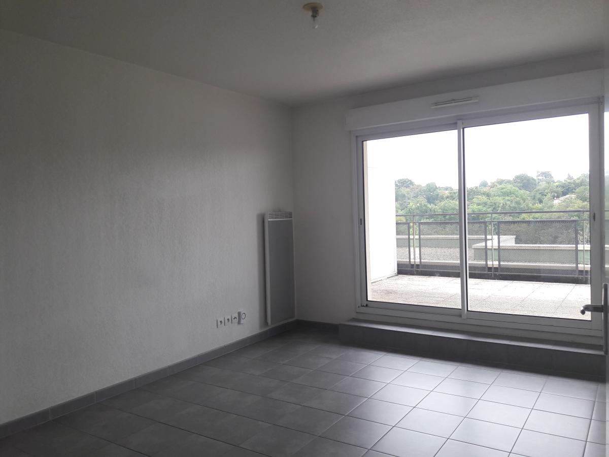 
																																							3 pièces - 
																																						4ème étage - 57m² - 706,19 € - Photo #4