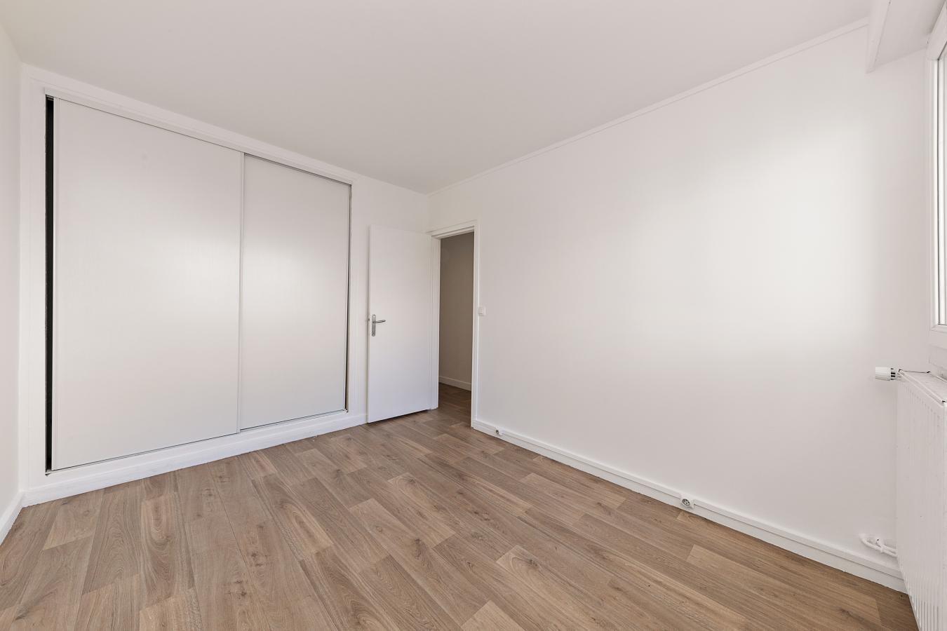 
																			4 pièces - 
																		4ème étage - 81m² - 774,09 € - Photo #4