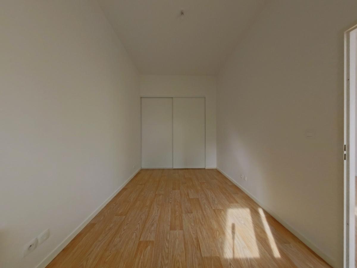 
																			2 pièces - 
																		RDC - 44m² - 607,17 € - Photo #4