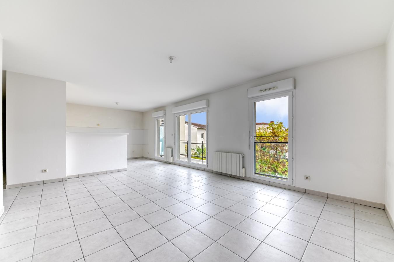 
																																							3 pièces - 
																																						3ème étage - 68m² - 260 000 € - Photo #1