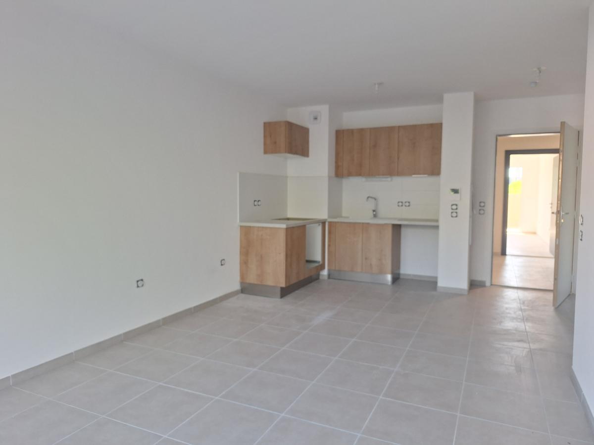 
																																							2 pièces - 
																																						RDC - 44m² - 662,19 € - Photo #4