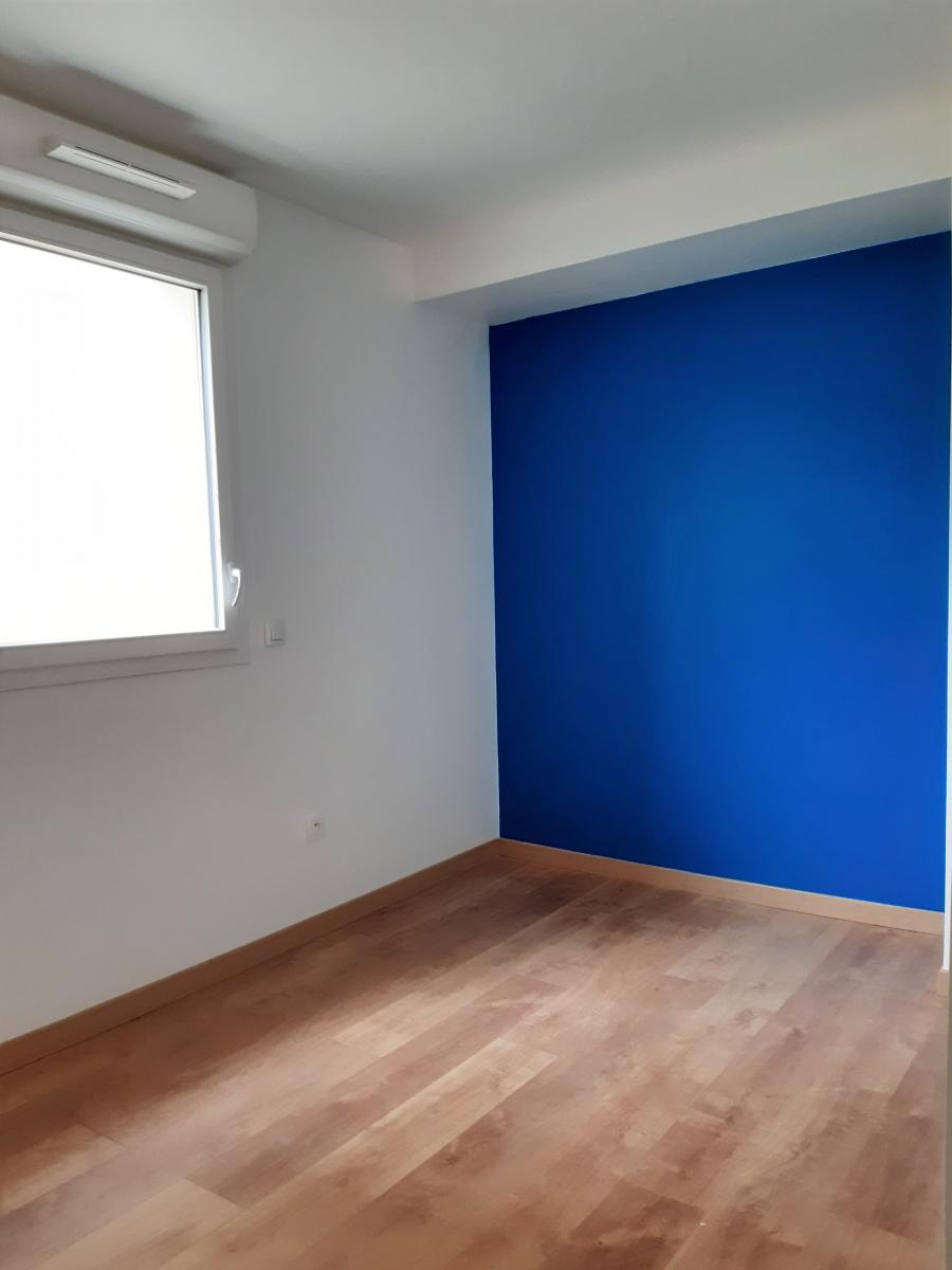 
																			3 pièces - 
																		1er étage - 58m² - 1 053,53 € - Photo #2