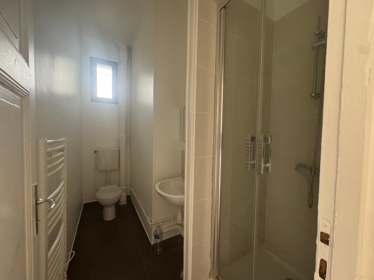 1 pièce - RDC - 240 000 € - Photo #6