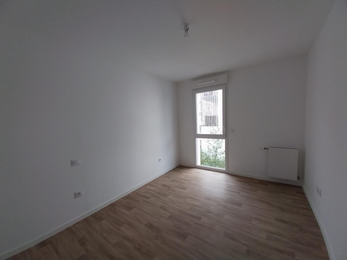 2 pièces - 2ème étage - 42m² - 683,59 € - Photo #7