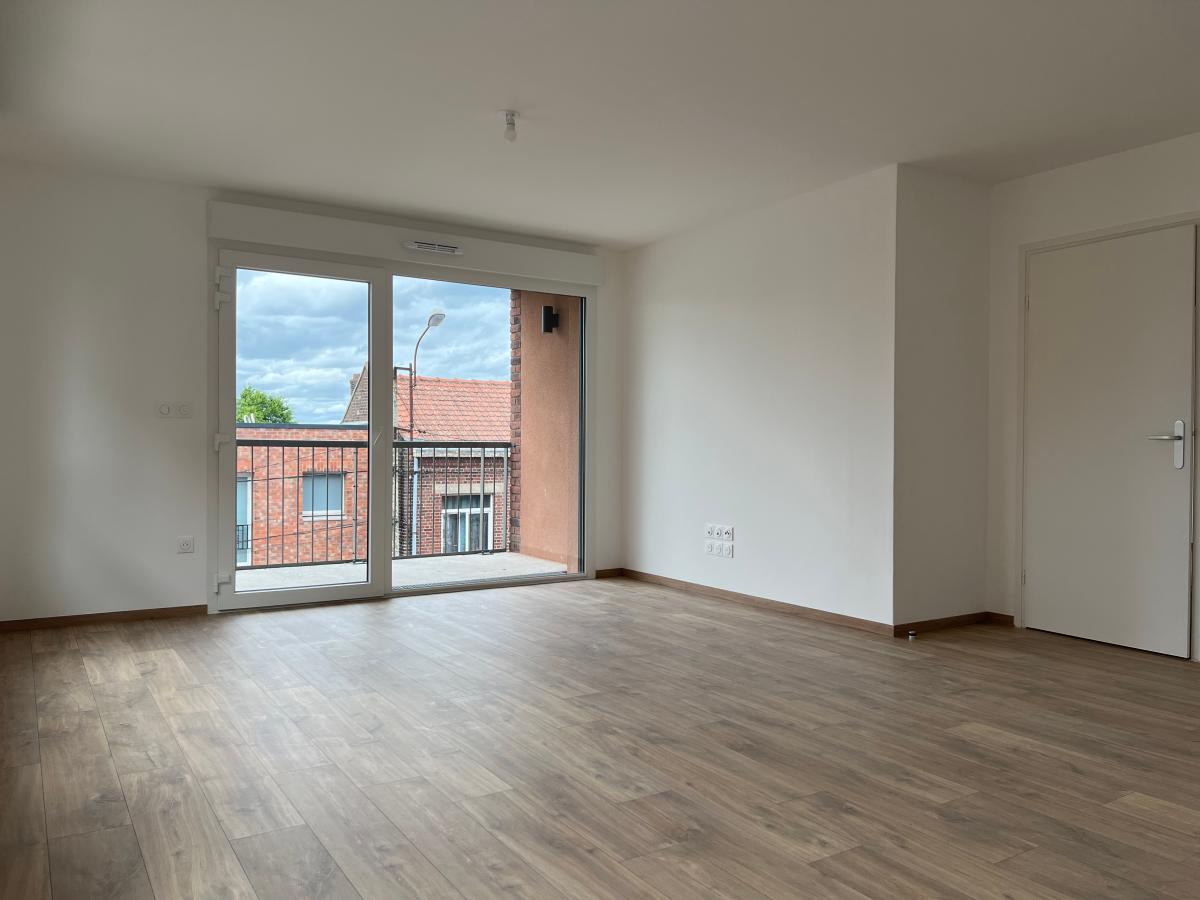 
																																							2 pièces - 
																																						1er étage - 48m² - 748,76 € - Photo #3