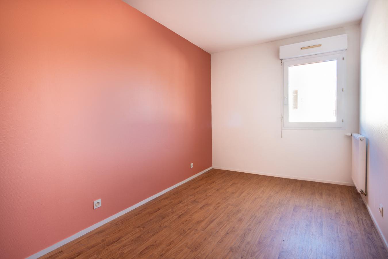 
																																							5 pièces - 
																																						1er étage - 107m² - 269 000 € - Photo #6