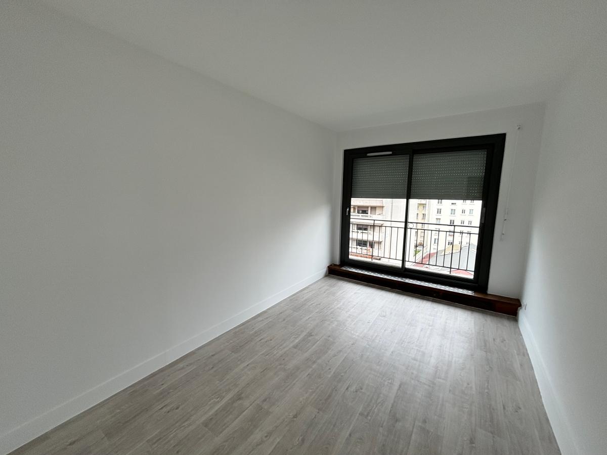 3 pièces - 6ème étage - 68m² - 2 104,67 € - Photo #4