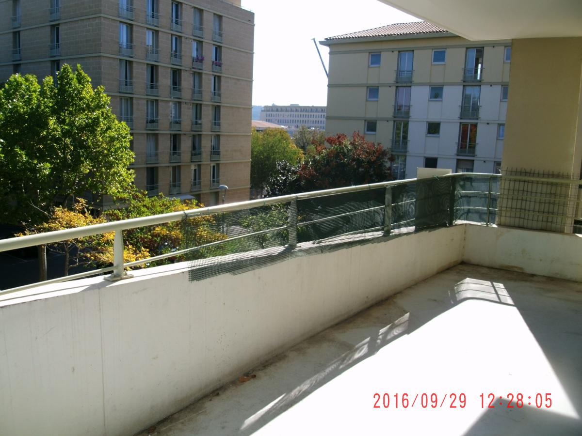 
																																							2 pièces - 
																																						RDC - 42m² - 845,73 € - Photo #2
